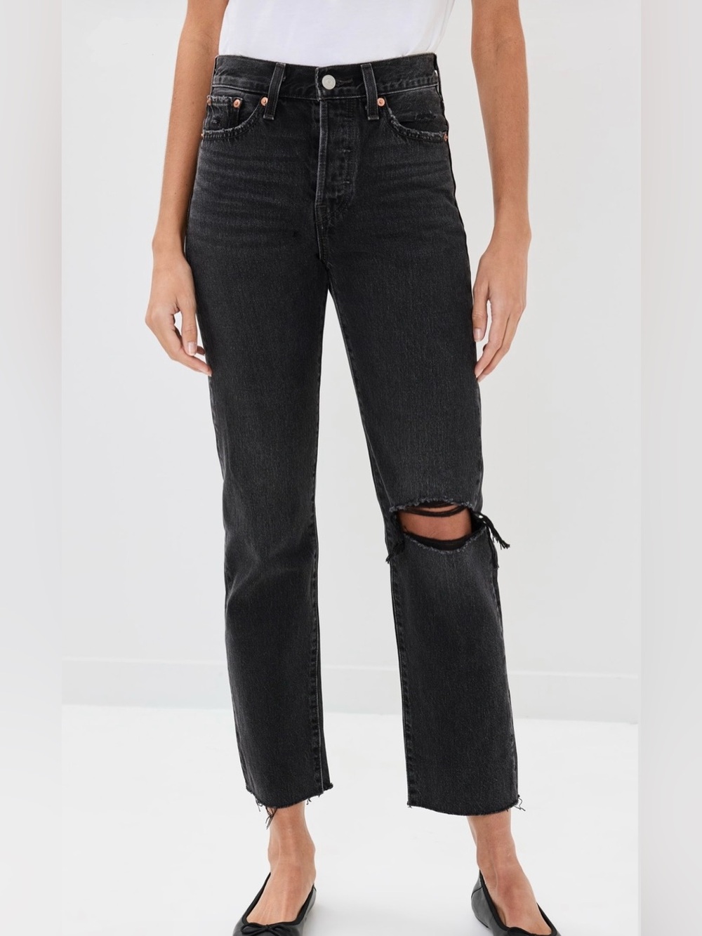 NWT Levi’s Premium Wedgie Straight Jeans (size 27)